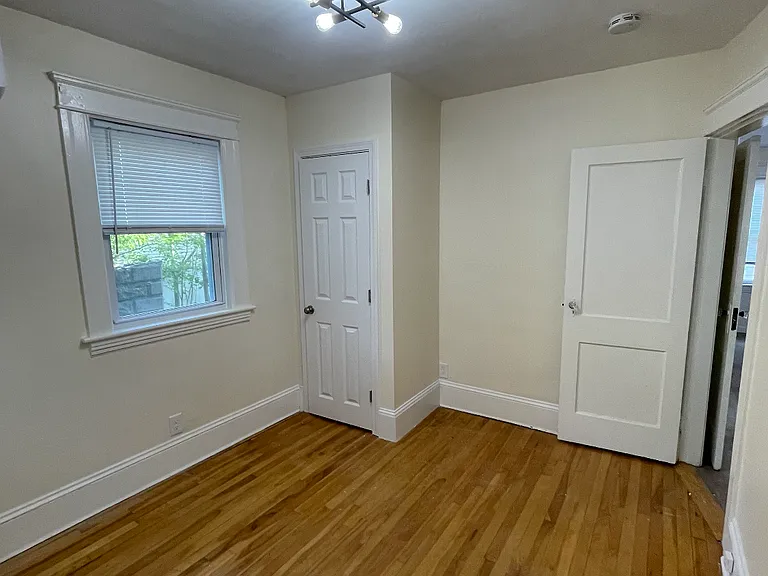 8 Underwood St #A — Photo 13
