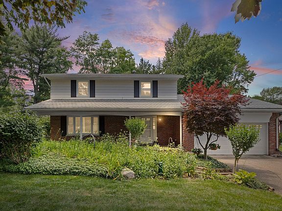2nd image of 2579 Nottingham Pl