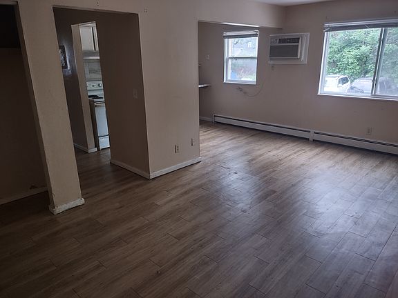 3rd image of 1034 Suburban Ave E #202