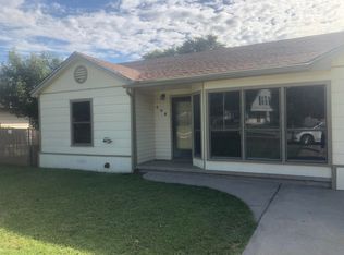 408 Franklin Ave, Panhandle, TX 79068