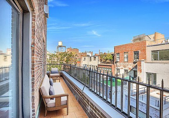 3rd image of 23 W 73rd St #608
