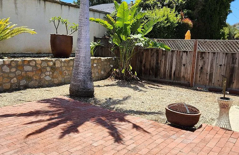 Las Positas Rd — Photo 8
