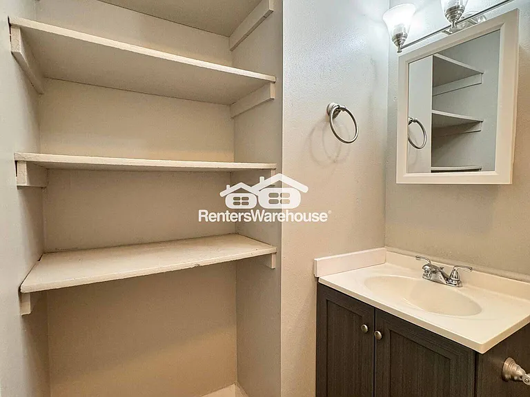 1314 22nd St #1 — Photo 6
