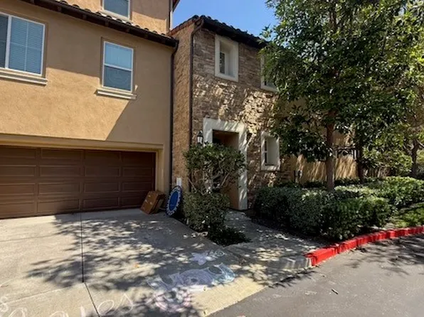 231 Lonetree, Irvine, CA 92603