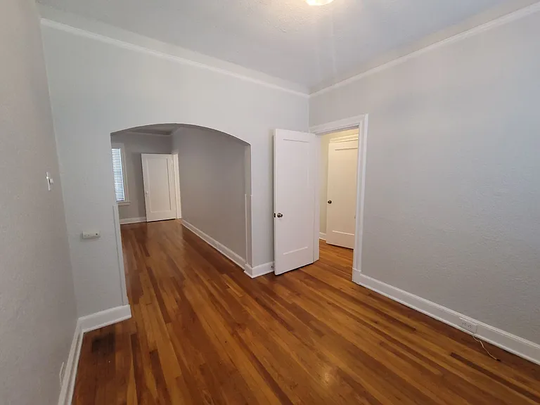 703 W French Pl — Photo 13