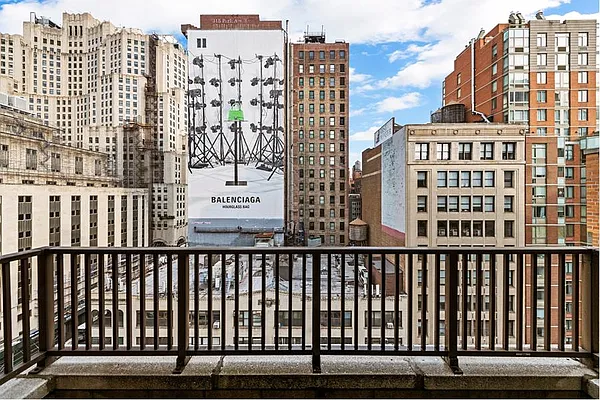 Rented by Douglas Elliman | media 21