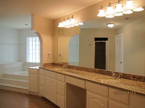4th image of 1603 Heritage Ln