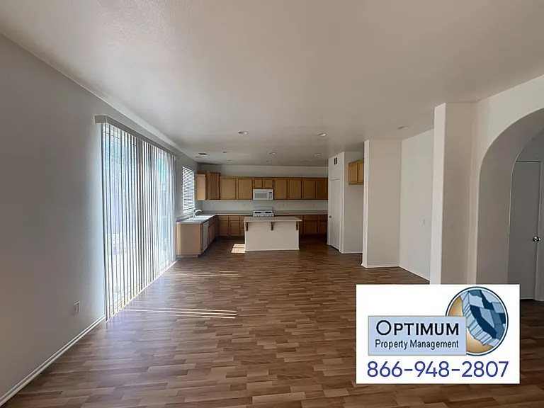 13185 Andrea Dr — Photo 10