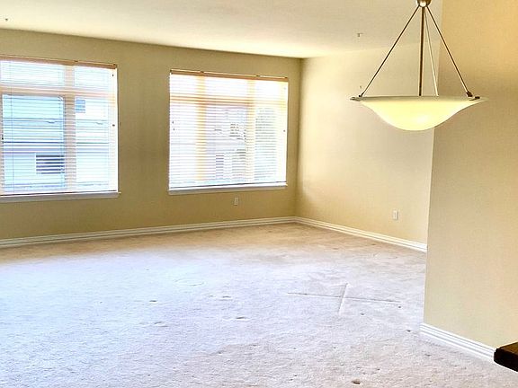 5th image of 2700 E Cherry Creek South Dr APT 209