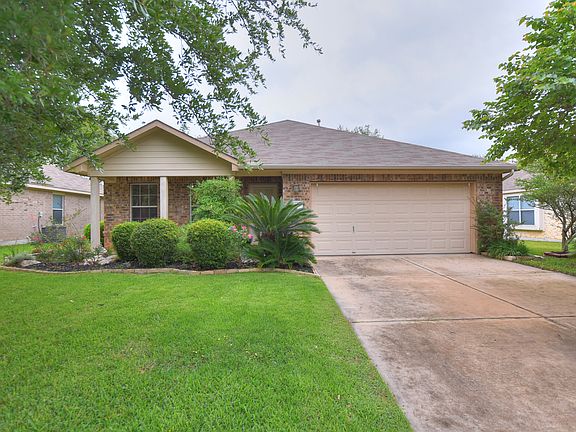 2nd image of 1013 Saint Helena Dr