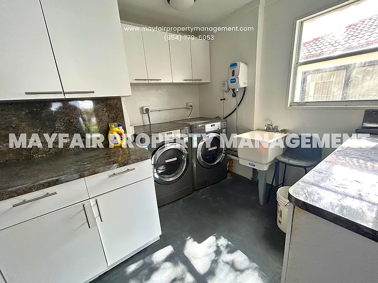 421 Sunset Dr #3 — Photo 8