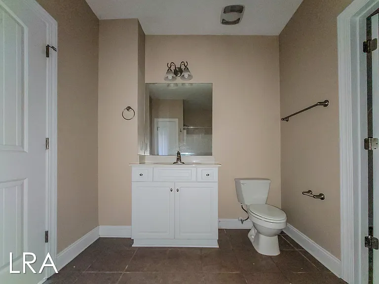 300 Gateway Dr #346 — Photo 27
