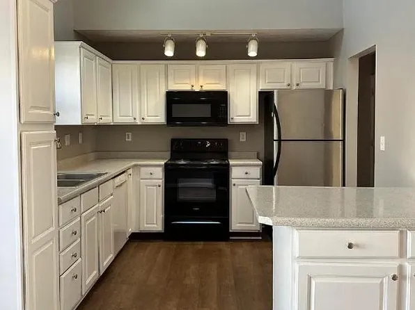 2885 Gateway Park Ln, Lexington, KY 40511