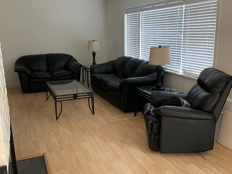 2670 Ross Pl — Photo 2