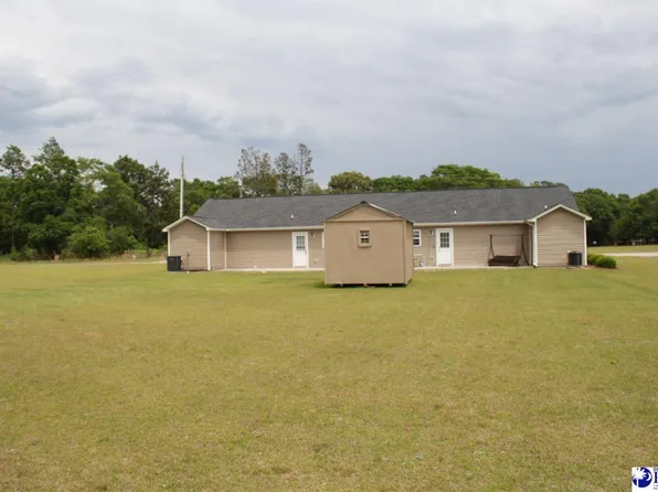 1072 Broad St, Hartsville, SC 29550