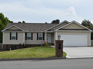 6654 Grace Nicely Ln, Corryton, TN 37721