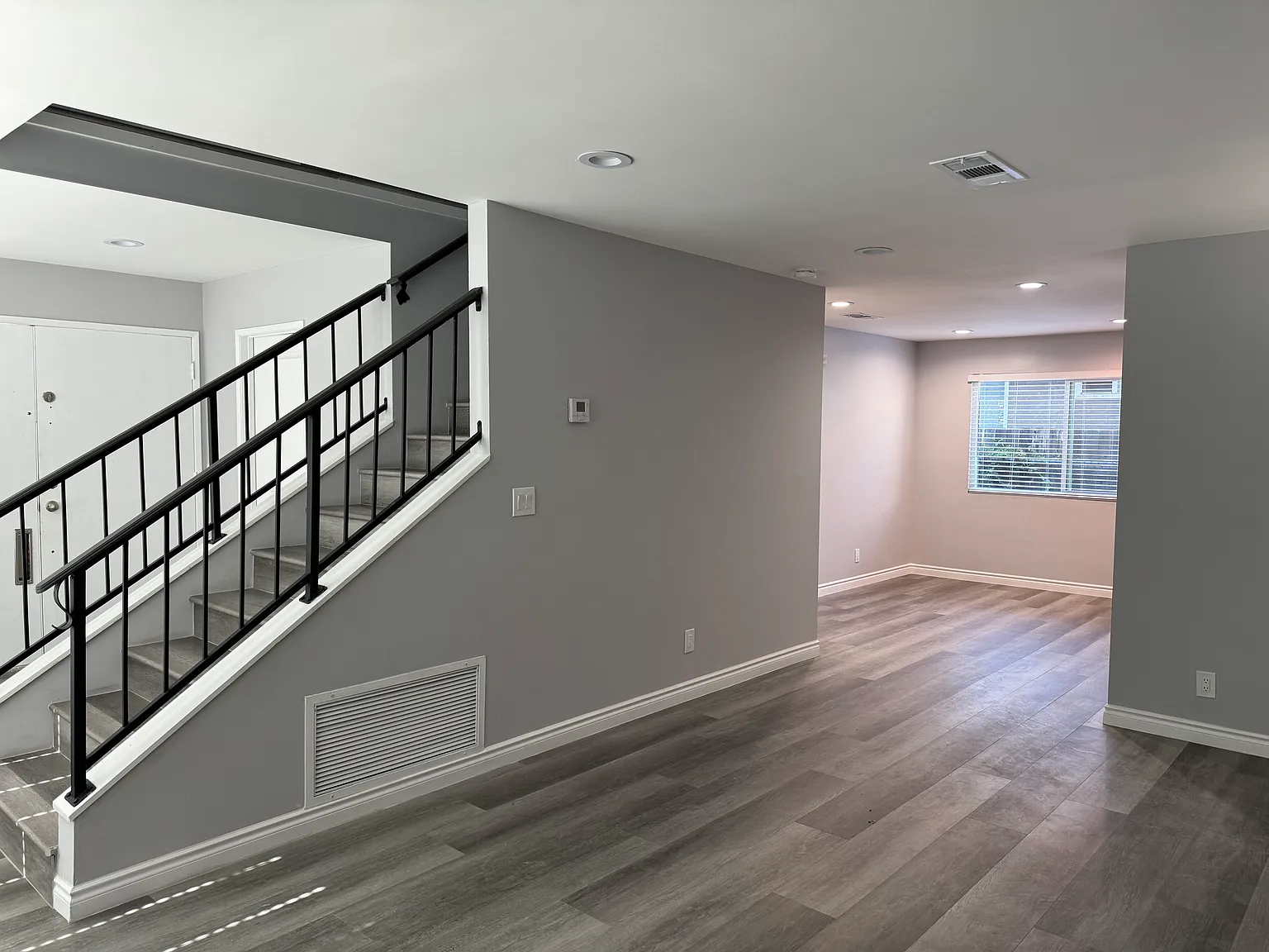 3 bed, 2.5 bath, 1787 sqft, $3,995 — Photo 3