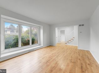 304 Stamford Dr, Newark, DE 19711