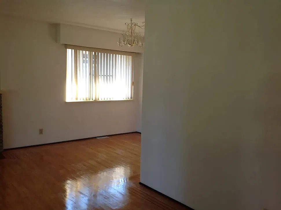 3 bed, 1000 sqft, $2,350 — Photo 1