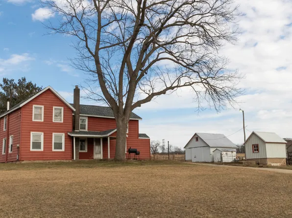 1260 E Old Wagon Rd, Oregon, IL 61061