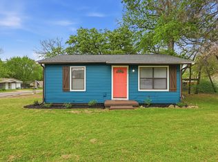 632 N Stewart St, Azle, TX 76020