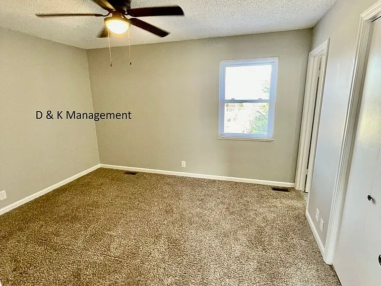 1312 Graycreek Ln — Photo 11