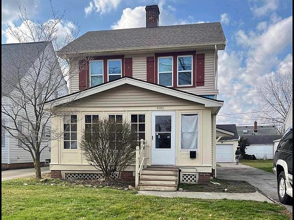 5th image of 26450 Forestview Ave