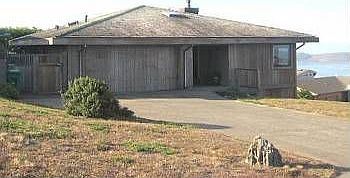 2nd image of 15 Maui Ln