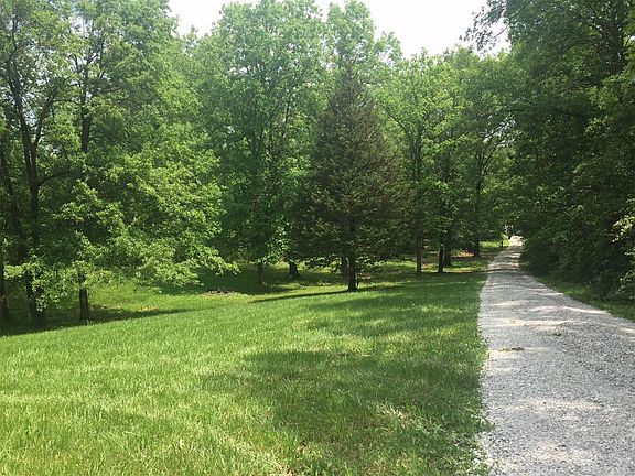 2nd image of 120 Woodland Branch Estate Dr