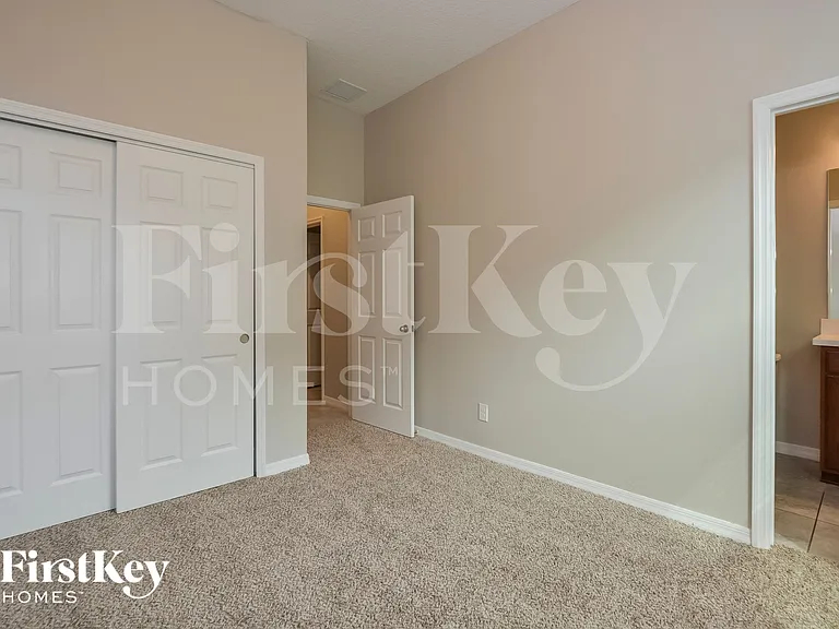 824 Grand Hilltop Dr — Photo 8