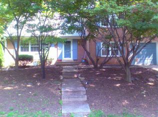 2304 Stratton Dr, Potomac, MD 20854