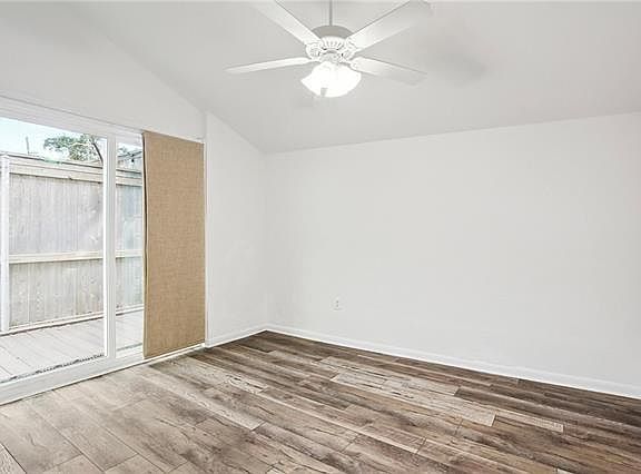 3rd image of 7 Azalea Ct