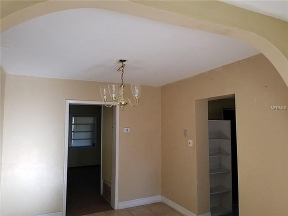 3rd image of 1424 S Lincoln Ave