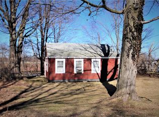 12999 S Hillcrest Dr, Albion, NY 14411