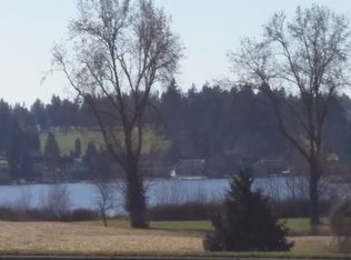 23301 Lakeview Dr, Mountlake Terrace, WA 98043