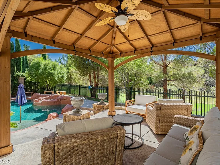12097 Oakland Hills Dr — Photo 11