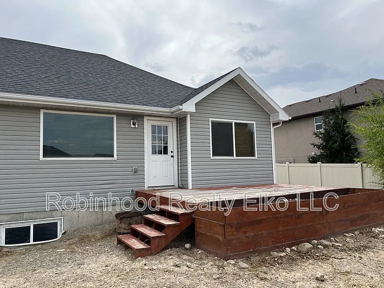 214 Brookwood Dr — Photo 30