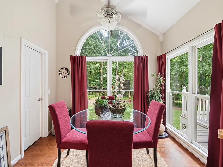 1001 Kakie Pl — Photo 12