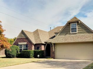 9005 N 139th East Ave, Owasso, OK 74055