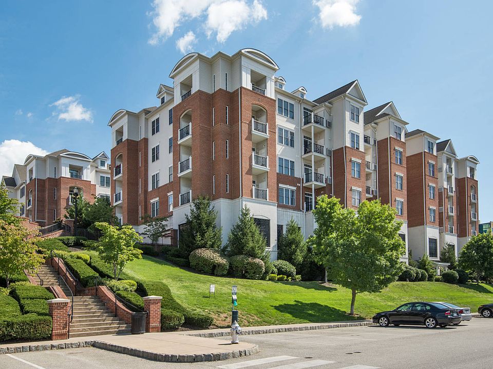 The Grande at Riverview