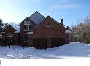 72 Ridge Dr, Exeter, RI 02822