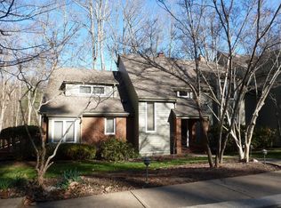 90 Shadow Court Dr, Hot Springs, VA 24445