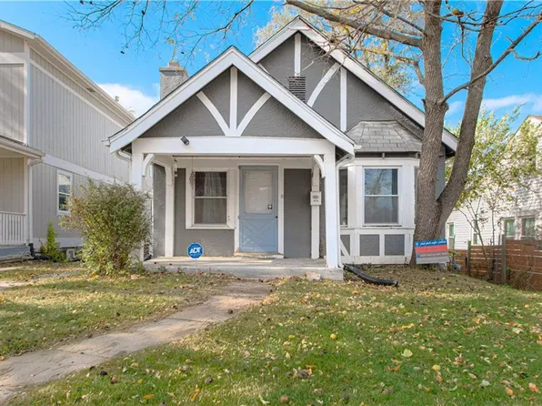 6638 Broadmoor St, Kansas City, MO 64131