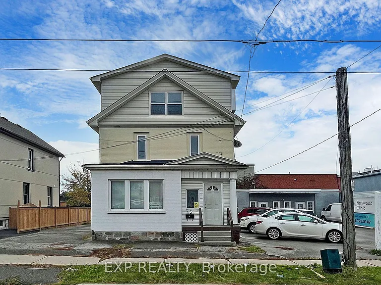 15 Colborne St E — Photo 36