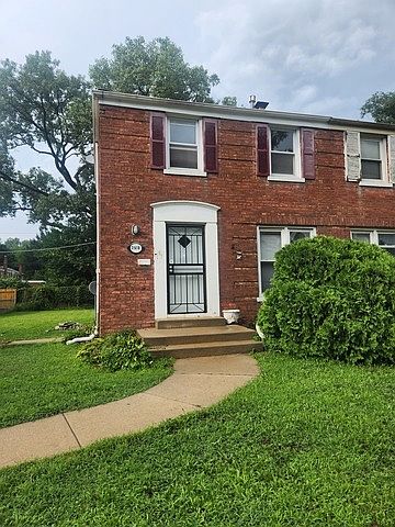 1st image of 2510 E 96th St