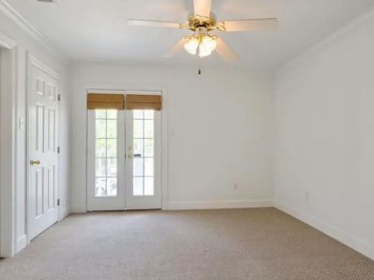 2210 Christian St #11 — Photo 7