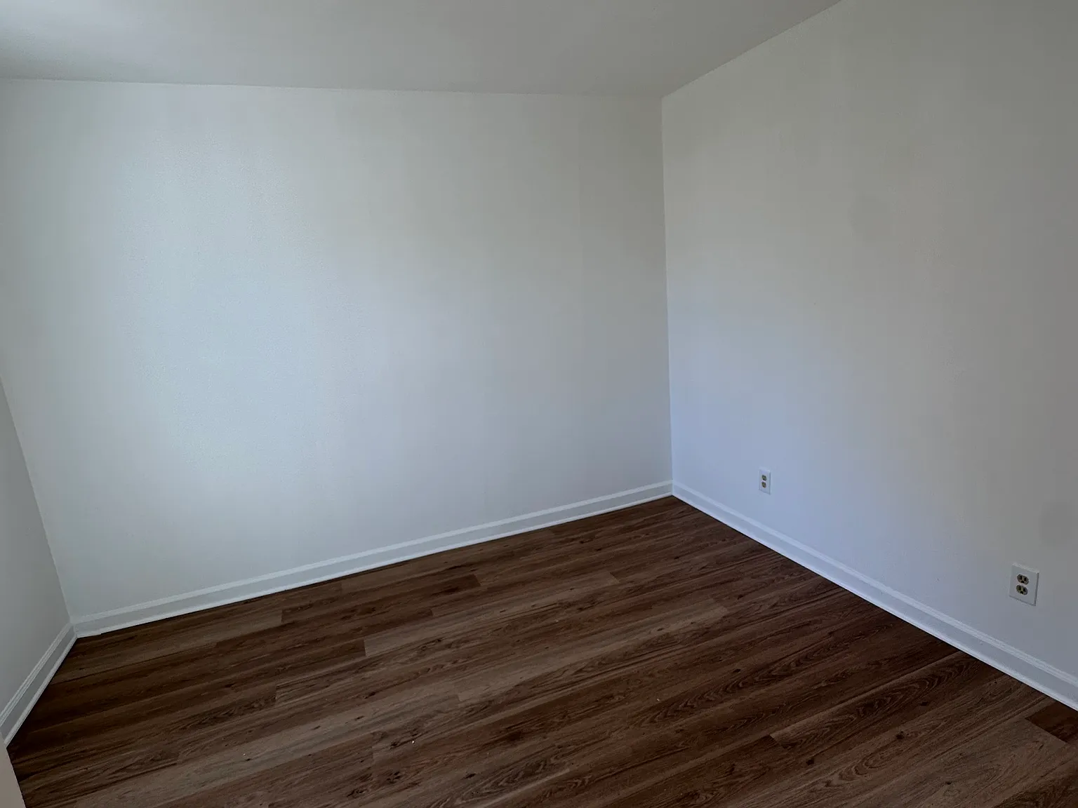 1806 Fall Hill Ave — Photo 3