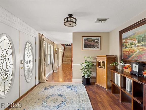4th image of 1032 San Gabriel Ave