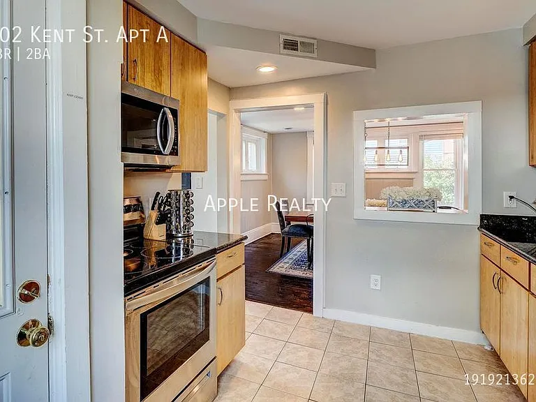 802 Kent St #A — Photo 14