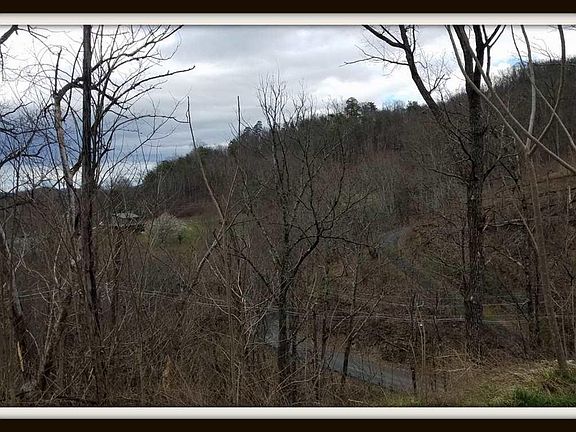 4th image of 3413 Mountain Tyme Way